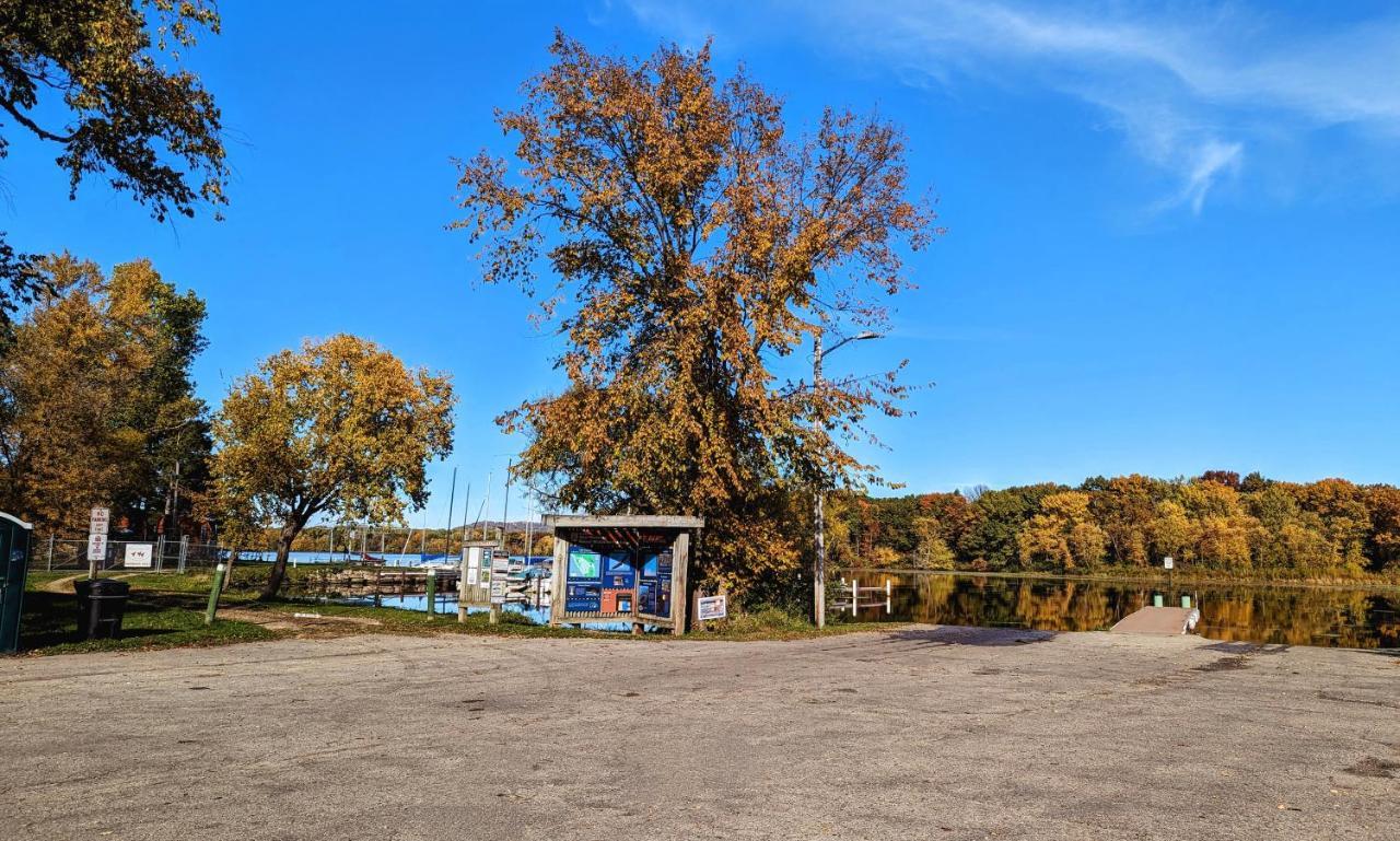 French Island Whot Tub, Kayak, Lake View, Ev Villa La Crosse Exterior foto